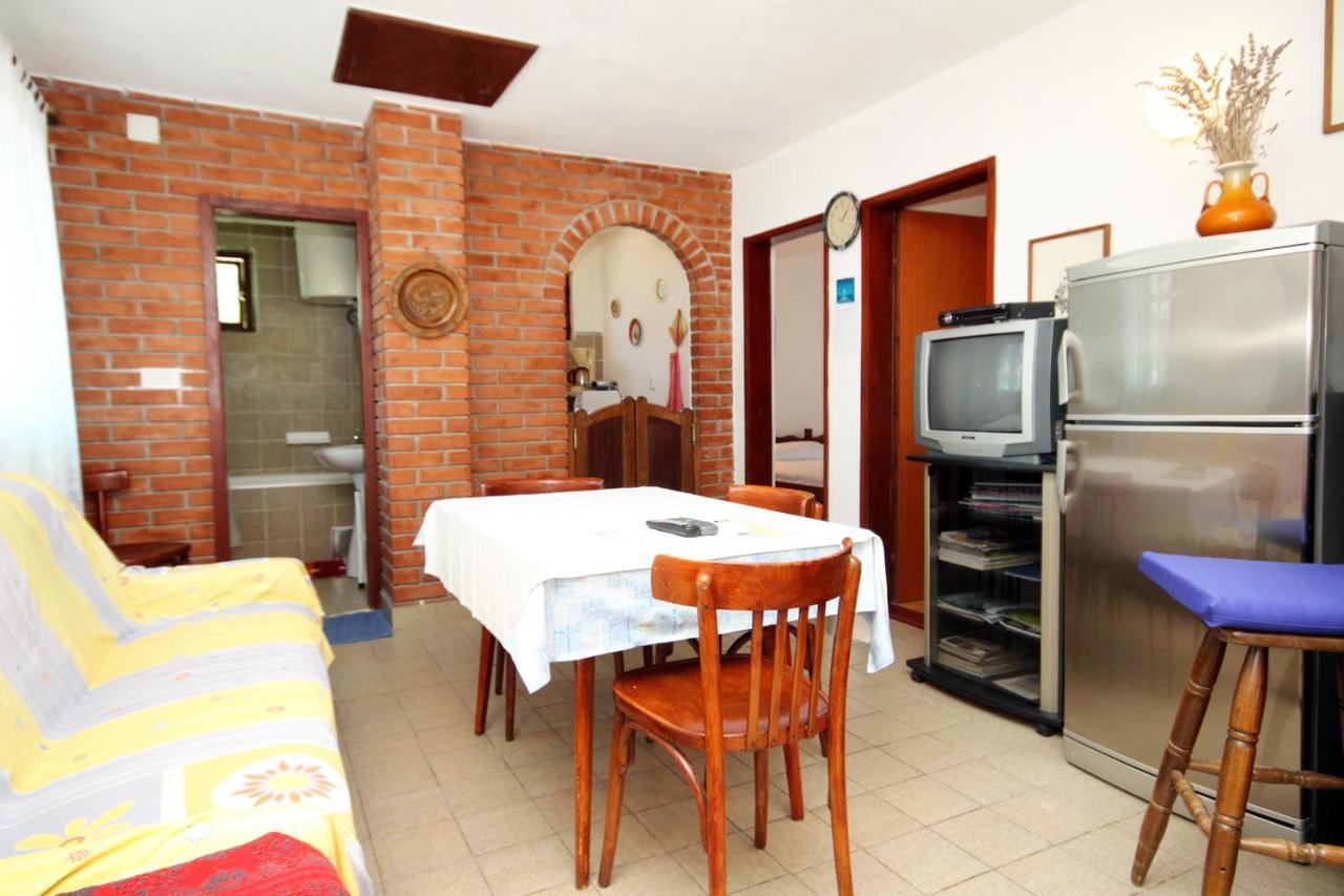 Apartment Zavala 594B Jelsa  Exteriér fotografie